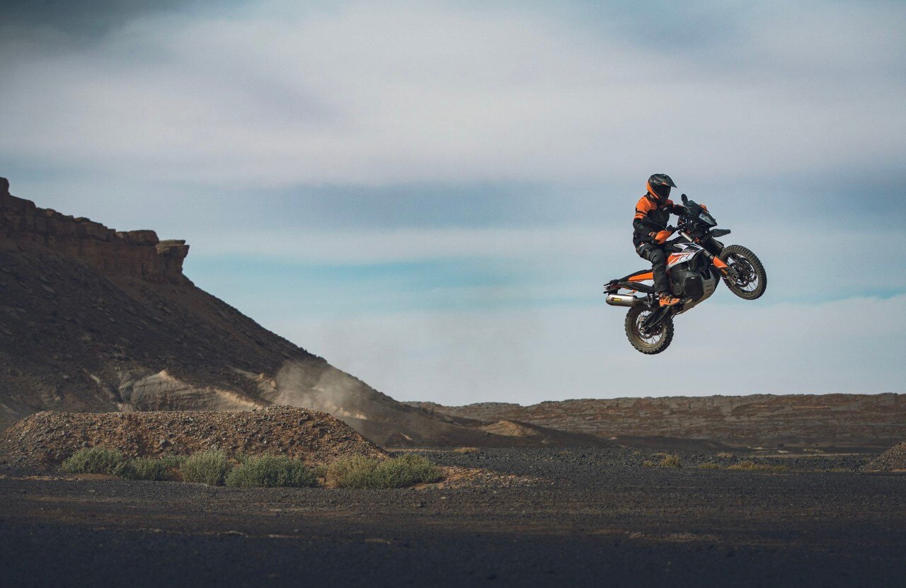 KTM 790 Adventure & 790 Adventure R dai concessionari